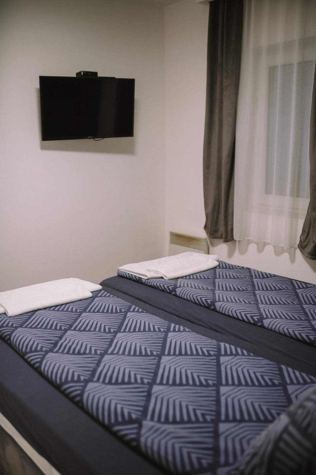 Matino Apartments 2 Valjevo Oda fotoğraf