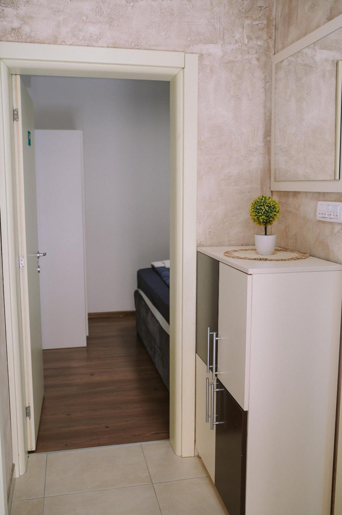 Matino Apartments 2 Valjevo Oda fotoğraf